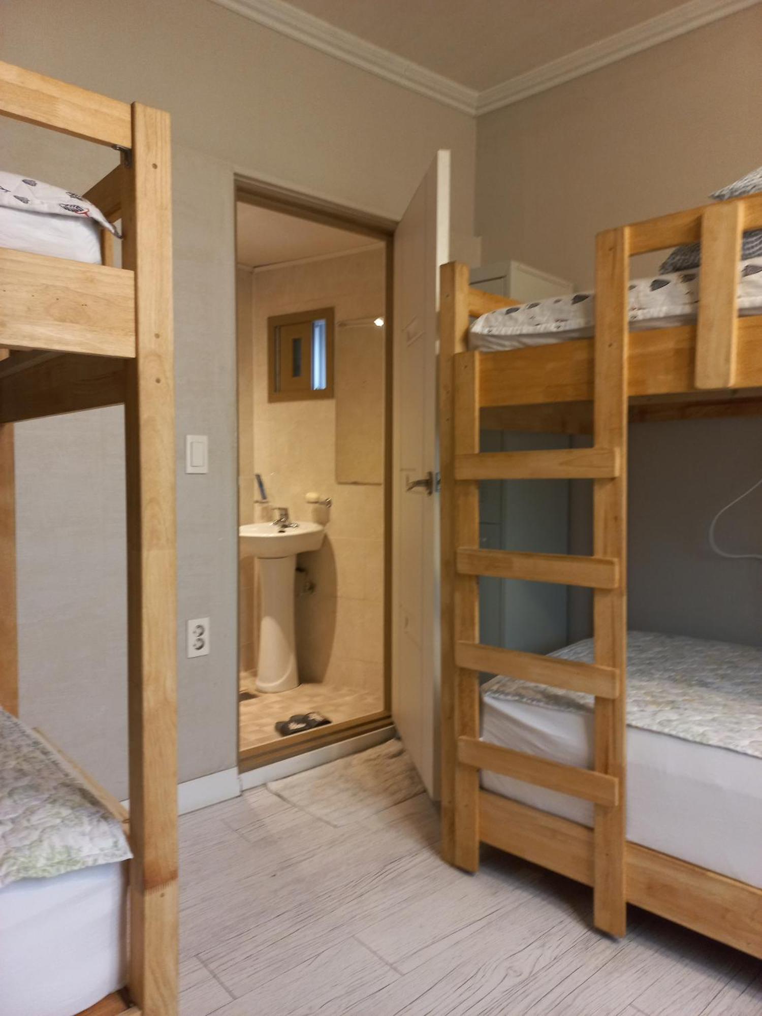 Pohang Youngildae Guesthouse Room photo